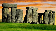 Ecotricity will fund the creation of a full-time national energy manager role at English Heritage, which looks after historic sites such as Stonehenge